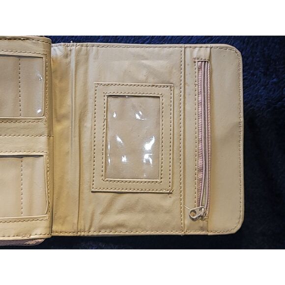 Faux Leather Unbranded Clutch Purse - Picture 5 of 7